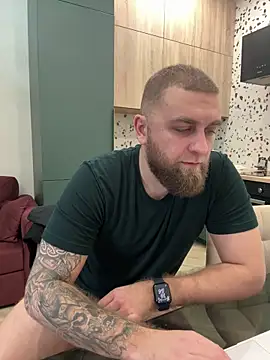 Snapshot of Bear_bear_ chatting on February 21, 1:55 pm Bear bear online show from February 21, 1:55 pm