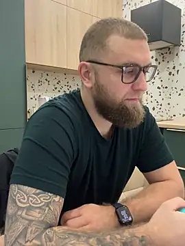 Snapshot of Bear_bear_ chatting on February 22, 12:51 pm Bear bear online show from February 22, 12:51 pm