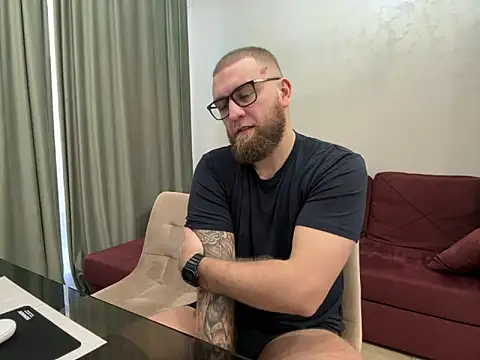 Snapshot of Bear_bear_ chatting on March 15, 4:57 am Bear bear online show from March 15, 4:57 am