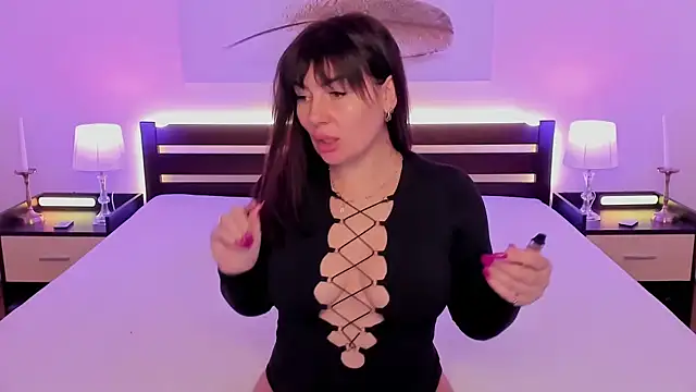 Jesss Leone online show from April 15, 9:49 am