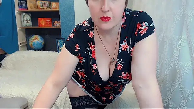 Snapshot of Rainbow_lady chatting on December 23, 1:24 pm Rainbow lady online show from December 23, 1:24 pm