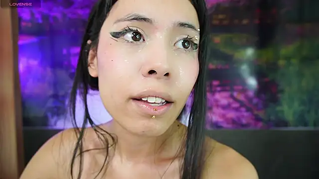 Snapshot of miss__maria chatting on February 13, 12:02 am miss maria online show from February 13, 12:02 am