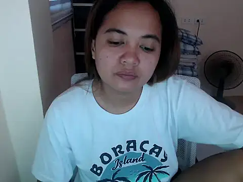 xTheLastVIRGINx online show from March 1, 5:42 am