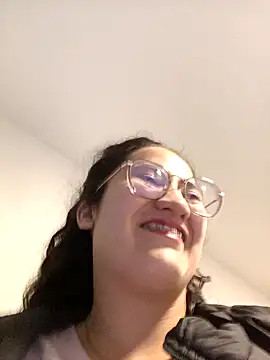 Snapshot of francesca_baker1007 chatting on December 24, 2:21 am francesca baker1007 online show from December 24, 2:21 am