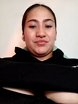 Snapshot of francesca_baker1007 chatting on February 16, 12:52 am francesca baker1007 online show from February 16, 12:52 am