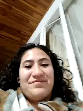 Snapshot of francesca_baker1007 chatting on February 24, 1:35 am francesca baker1007 online show from February 24, 1:35 am