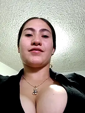 Snapshot of francesca_baker1007 chatting on March 5, 11:27 pm francesca baker1007 online show from March 5, 11:27 pm