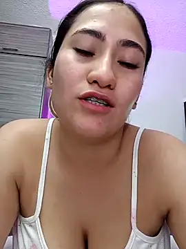 Snapshot of francesca_baker1007 chatting on March 16, 10:42 pm francesca baker1007 online show from March 16, 10:42 pm
