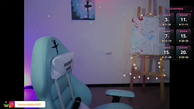 Snapshot of francesca_baker1007 chatting on October 26, 12:49 am francesca baker1007 online show from October 26, 12:49 am