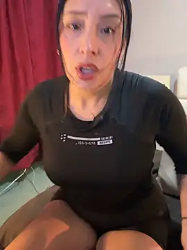 Freyja soh online show from April 7, 3:23 pm