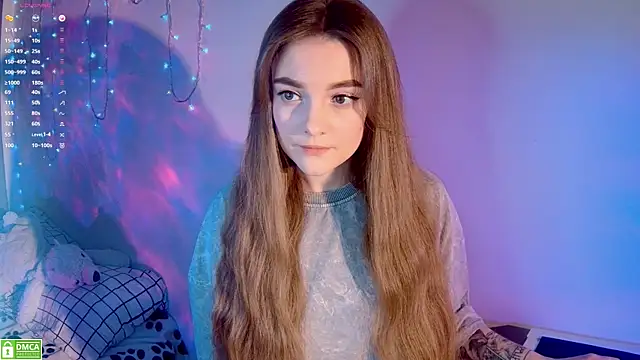 xwiuiwx online show from December 11, 2:41 am