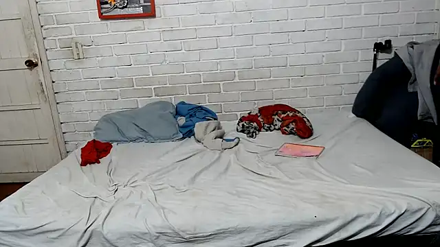 valeriaswang Lucas online show from March 9, 10:47 pm