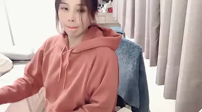 Snapshot of tw_yaya chatting on December 14, 3:29 am tw yaya online show from December 14, 3:29 am