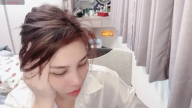 Snapshot of tw_yaya chatting on October 27, 2:37 am tw yaya online show from October 27, 2:37 am