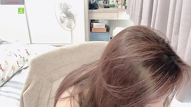 Snapshot of tw_yaya chatting on November 26, 2:45 am tw yaya online show from November 26, 2:45 am