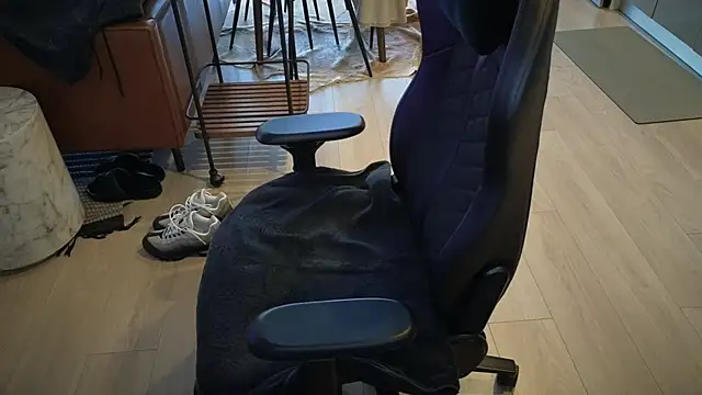 HungandThickLatin online show from September 16, 12:55 am