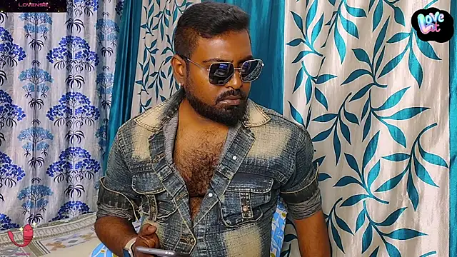 Snapshot of BLACK---MAMBA chatting on January 12, 10:12 am BLACK---MAMBA online show from January 12, 10:12 am