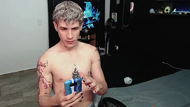 andybxby online show from February 18, 8:47 pm