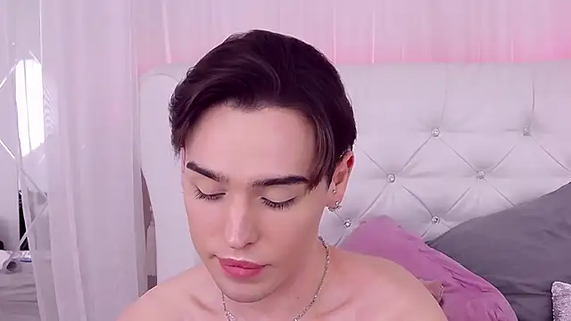 Snapshot of RobbyCharming chatting on March 1, 1:53 am RobbyCharming online show from March 1, 1:53 am