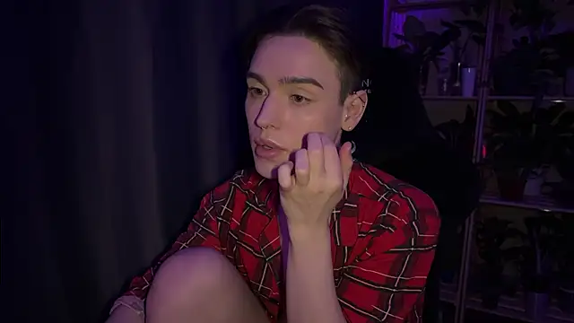 Snapshot of RobbyCharming chatting on March 13, 11:38 pm RobbyCharming online show from March 13, 11:38 pm
