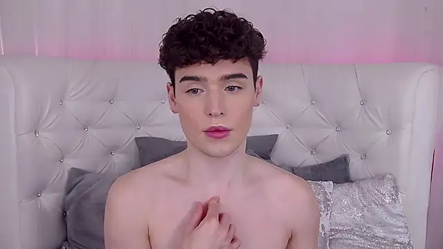 Snapshot of RobbyCharming chatting on October 12, 4:33 am RobbyCharming online show from October 12, 4:33 am
