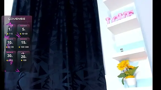 Snapshot of dana_montana_ chatting on December 20, 7:48 am dana montana online show from December 20, 7:48 am