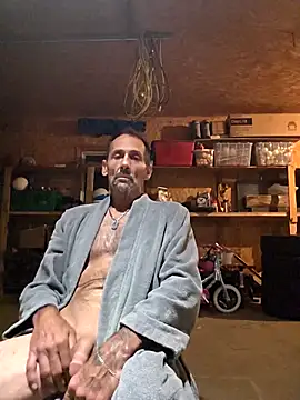 Snapshot of Laying_Sooner chatting on September 15, 5:51 am Laying Sooner online show from September 15, 5:51 am