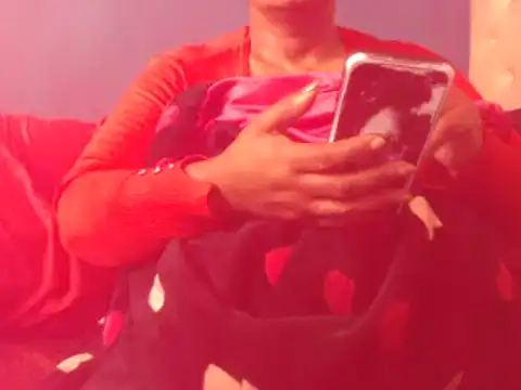 Snapshot of CUTEFIRMMELONSS chatting on March 23, 6:37 am CUTEFIRMMELONSS online show from March 23, 6:37 am