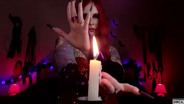 Snapshot of Amanita__Pantherina chatting on October 31, 9:54 am Amanita Pantherina online show from October 31, 9:54 am