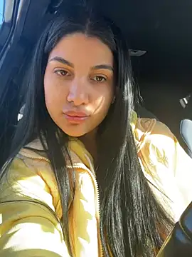 Samira30 online show from March 4, 3:15 pm