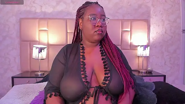 Snapshot of Darnellqueen chatting on January 5, 4:25 am Darnellqueen online show from January 5, 4:25 am