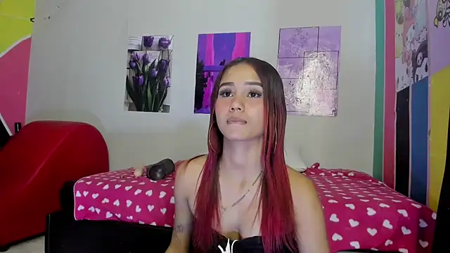 MarianaManzur online show from February 28, 4:42 pm