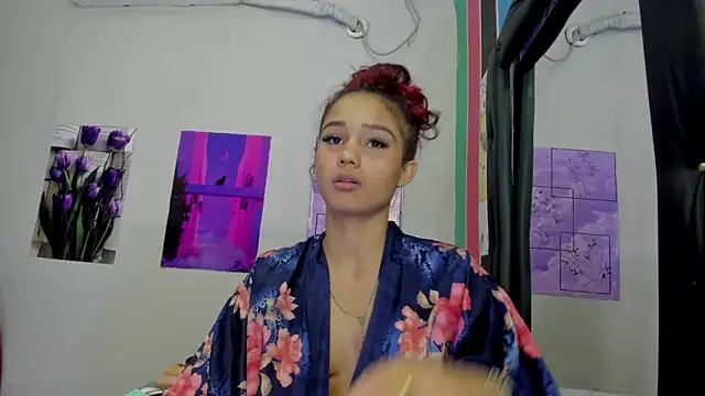 MarianaManzur online show from March 11, 4:51 pm