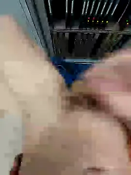 Snapshot of Pascutt chatting on January 15, 12:25 pm Pascutt online show from January 15, 12:25 pm