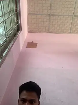 Hullax online show from February 24, 3:26 am