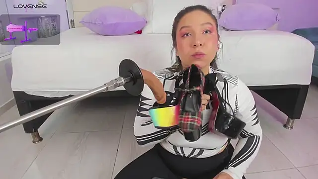 Snapshot of Isabella_Daniell chatting on January 31, 3:52 am Isabella Daniell online show from January 31, 3:52 am