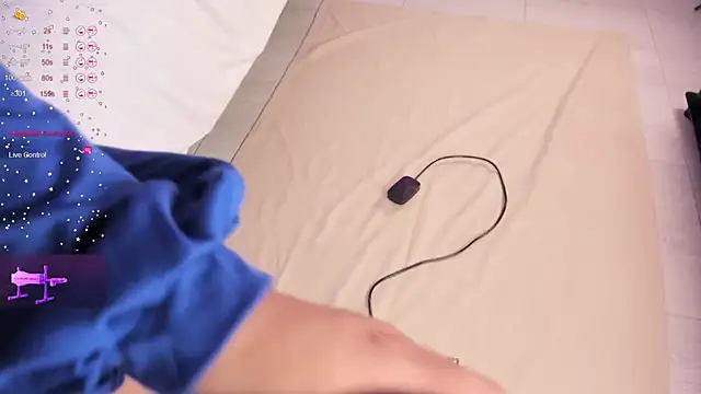 Snapshot of Isabella_Daniell chatting on November 30, 4:05 am Isabella Daniell online show from November 30, 4:05 am