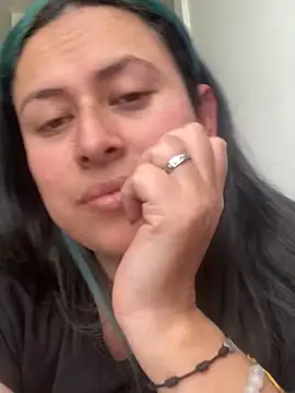 Snapshot of adriluna chatting on September 15, 9:37 pm adriluna online show from September 15, 9:37 pm