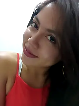 Snapshot of leah_passion chatting on March 1, 7:43 am leah passion online show from March 1, 7:43 am