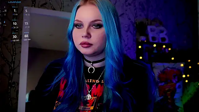 Moon Valkyrie online show from February 7, 9:05 am