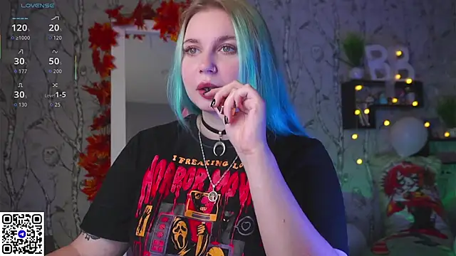 Moon Valkyrie online show from September 12, 9:20 am