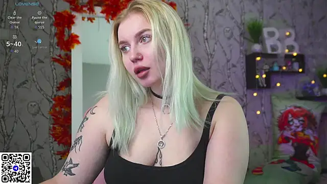 Moon Valkyrie online show from October 22, 9:42 am