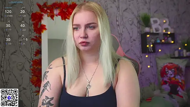 Moon Valkyrie online show from November 12, 7:42 am