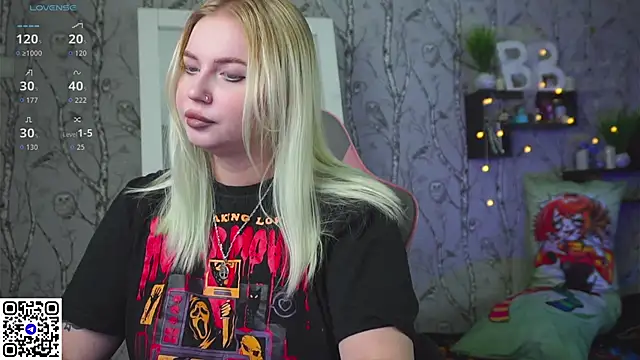 Moon Valkyrie online show from December 16, 9:03 am