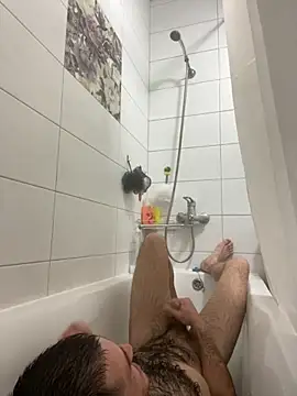 Snapshot of SexSanich chatting on September 24, 11:19 pm SexSanich online show from September 24, 11:19 pm