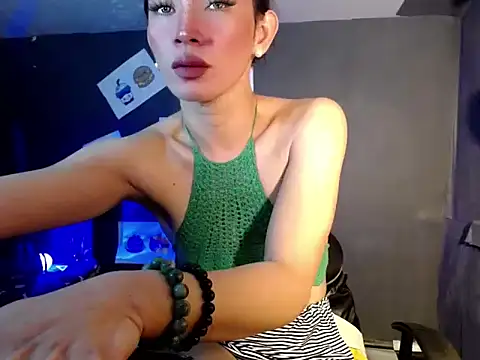 Rhianna wilson online show from October 25, 10:56 am