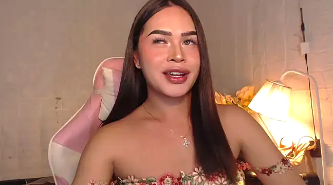 Snapshot of Ashely_Lewis chatting on January 7, 3:12 pm Ashely Lewis online show from January 7, 3:12 pm