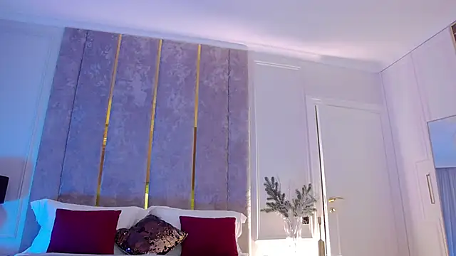 MilaDYstarlight online show from January 7, 10:08 pm