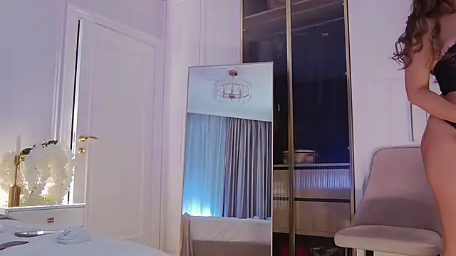 MilaDYstarlight online show from February 27, 2:53 am