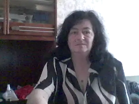 GypsiQueen2 online show from March 12, 11:20 am